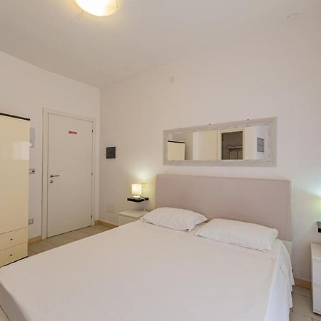 Sweet Dreams Guest House Алгеро Екстериор снимка