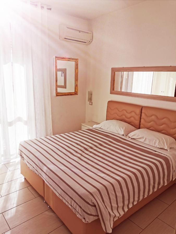 Sweet Dreams Guest House Алгеро Екстериор снимка