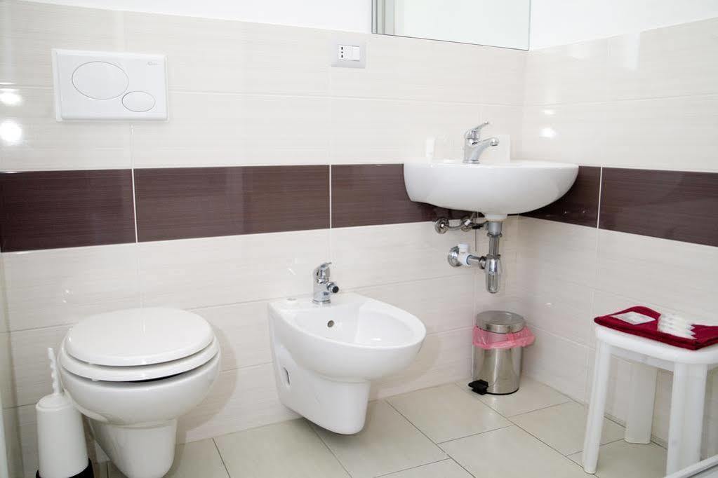 Sweet Dreams Guest House Алгеро Екстериор снимка